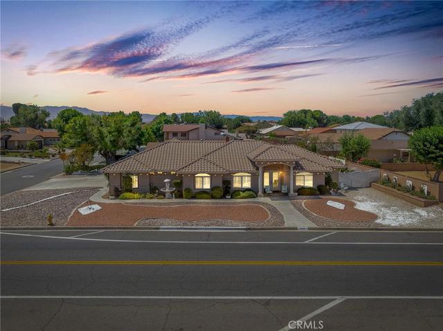 13289 Country Clb, Victorville, CA 92395