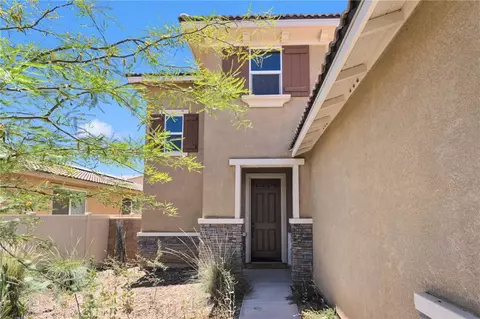 Exterior - 13097 Lancaster, Hesperia, CA 92344 photo 4 of 6
