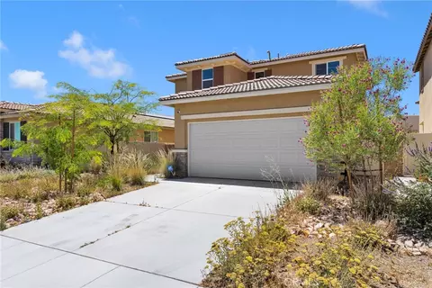 Exterior - 13097 Lancaster, Hesperia, CA 92344 photo 3 of 6