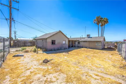 Exterior - 25567 Main, Barstow, CA 92311 photo 10 of 11