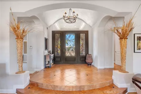 Entry Way - 7026 Cataba Rd, Oak Hills, CA 92344 photo 1 of 3