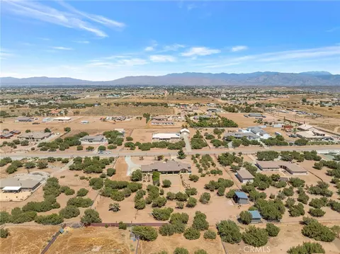 View/Area - 7026 Cataba Rd, Oak Hills, CA 92344 photo 3 of 5