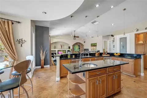 Kitchen - 7026 Cataba Rd, Oak Hills, CA 92344 photo 5 of 6