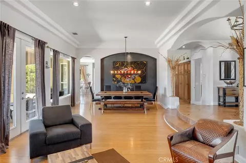 Dining - 7026 Cataba Rd, Oak Hills, CA 92344 photo 3 of 4