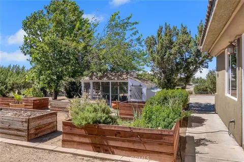 Exterior - 7026 Cataba Rd, Oak Hills, CA 92344 photo 5 of 11