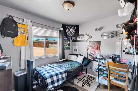 Bedroom - 18128 Catalpa St, Hesperia, CA 92345 photo 1 of 6