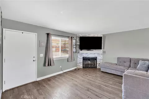 Living - 18128 Catalpa St, Hesperia, CA 92345 photo 1 of 1