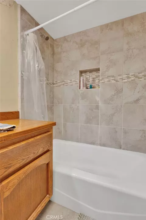 8172 Coyote, Hesperia, CA 92344 photo 25