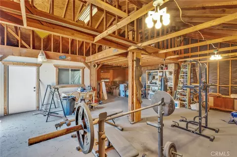 8172 Coyote, Hesperia, CA 92344 photo 35