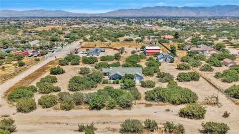 8172 Coyote, Hesperia, CA 92344 photo 48