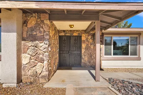 20135 Eyota Rd, Apple Valley, CA 92308 photo 7