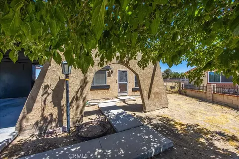 Exterior - 2037 Sequoia, Barstow, CA 92311 photo 2 of 9