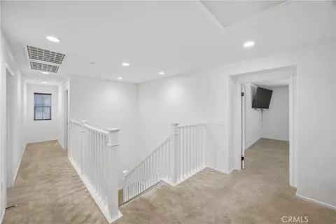 Entry Way - 8844 Glencliff Ave, Hesperia, CA 92345 photo 9 of 15