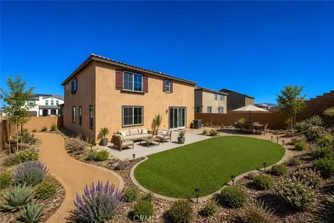 Exterior - 8844 Glencliff Ave, Hesperia, CA 92345 photo 9 of 9