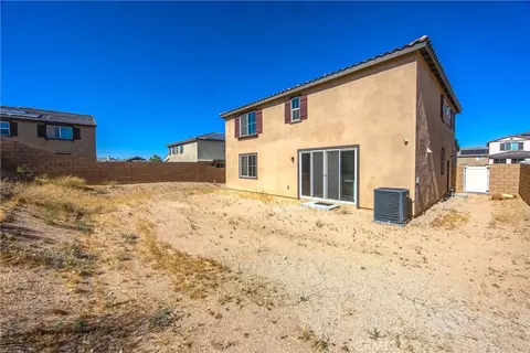 Exterior - 8844 Glencliff Ave, Hesperia, CA 92345 photo 6 of 9