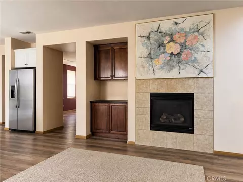 Living - 13116 Sunnyvale Ct, Hesperia, CA 92344 photo 1 of 3