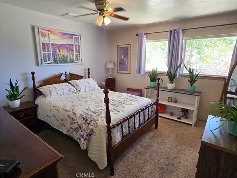 23911 Tahquitz, Apple Valley, CA 92307 photo 6