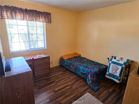23911 Tahquitz, Apple Valley, CA 92307 photo 10