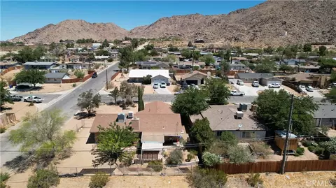 23911 Tahquitz, Apple Valley, CA 92307 photo 30