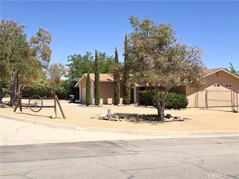 23911 Tahquitz, Apple Valley, CA 92307 photo 24