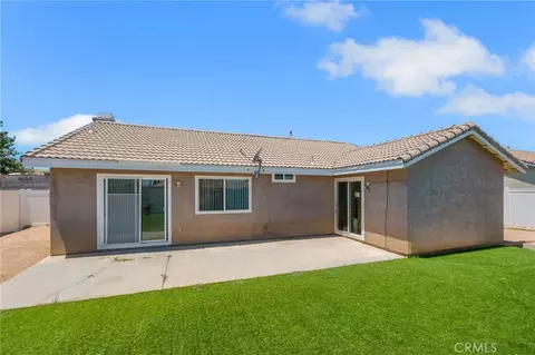 Exterior - 14474 Stone Crk, Hesperia, CA 92344 photo 5 of 6