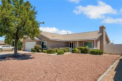 Exterior - 14474 Stone Crk, Hesperia, CA 92344 photo 3 of 6