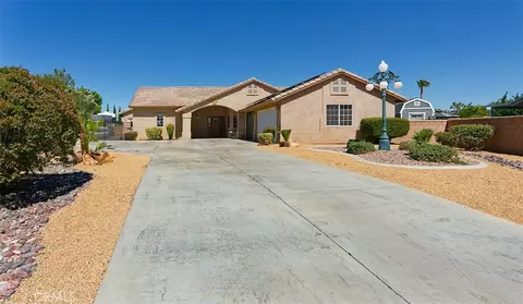 Exterior - 12776 Skyline Rnch, Apple Valley, CA 92308 photo 1 of 17