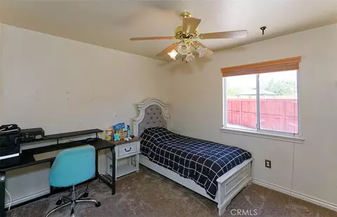 Bedroom - 12776 Skyline Rnch, Apple Valley, CA 92308 photo 3 of 6