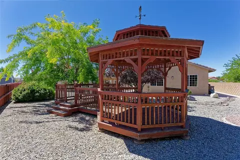 Exterior - 12776 Skyline Rnch, Apple Valley, CA 92308 photo 9 of 12