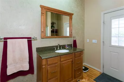 Bath - 12776 Skyline Rnch, Apple Valley, CA 92308 photo 4 of 4
