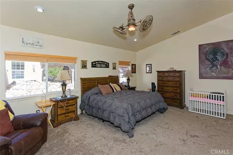 Bedroom - 12776 Skyline Rnch, Apple Valley, CA 92308 photo 4 of 6