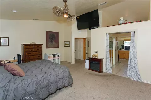 Bedroom - 12776 Skyline Rnch, Apple Valley, CA 92308 photo 5 of 6