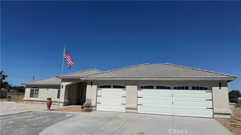 Exterior - 9040 10th Ave, Hesperia, CA 92345 photo 5 of 7