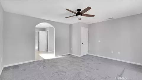 Entry Way - 9040 10th Ave, Hesperia, CA 92345 photo 10 of 10