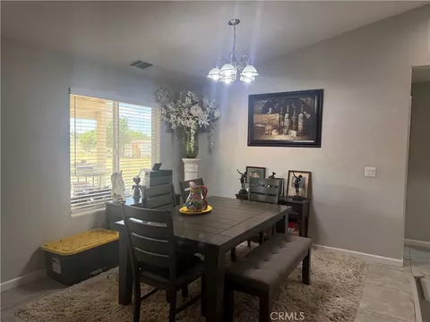 Dining - 9040 10th Ave, Hesperia, CA 92345 photo 1 of 1