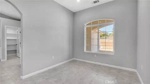 Entry Way - 9040 10th Ave, Hesperia, CA 92345 photo 4 of 10