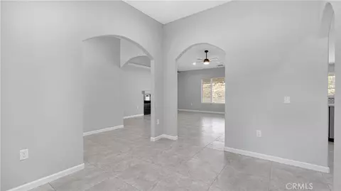 Entry Way - 9040 10th Ave, Hesperia, CA 92345 photo 5 of 10