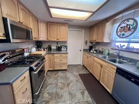 Kitchen - 34646 L St, Barstow, CA 92311 photo 1 of 5