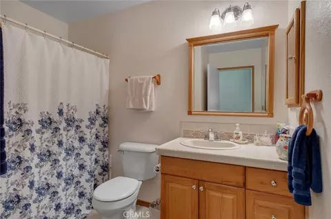 Bath - 34646 L St, Barstow, CA 92311 photo 1 of 2