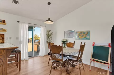 21930 Mohican Ave, Apple Valley, CA 92307 photo 9