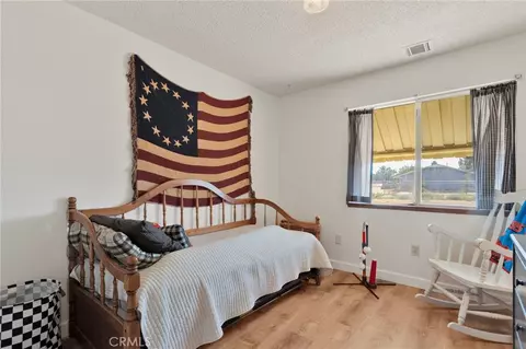 21930 Mohican Ave, Apple Valley, CA 92307 photo 23