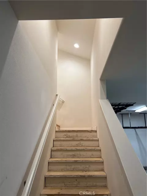 Entry Way - 1628 Dodson Ln, Beaumont, CA 92223 photo 7 of 11