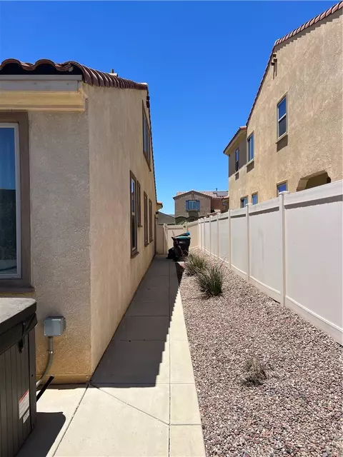 Exterior - 1628 Dodson Ln, Beaumont, CA 92223 photo 10 of 14