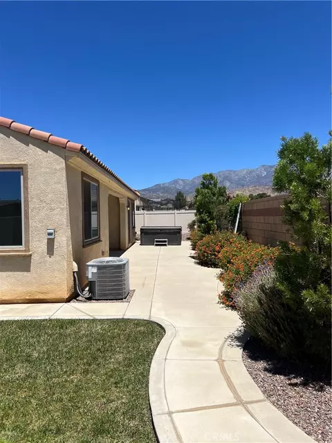 Exterior - 1628 Dodson Ln, Beaumont, CA 92223 photo 8 of 14