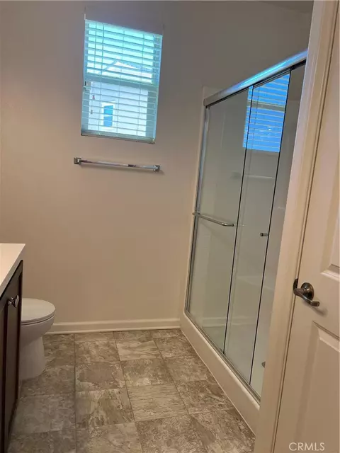 Bath - 1628 Dodson Ln, Beaumont, CA 92223 photo 1 of 3