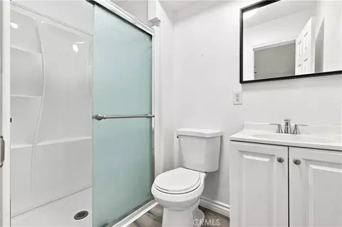Bath - 15037 Miami, Apple Valley, CA 92307 photo 3 of 9