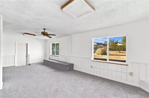 Living - 15037 Miami, Apple Valley, CA 92307 photo 9 of 10