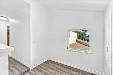 Entry Way - 15037 Miami, Apple Valley, CA 92307 photo 4 of 5
