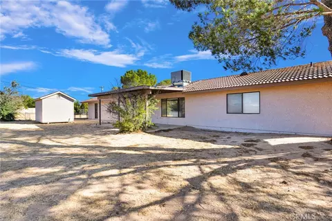 Exterior - 13150 Quapaw, Apple Valley, CA 92308 photo 3 of 4