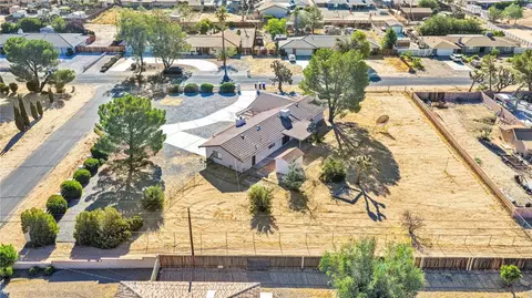 View/Area - 13150 Quapaw, Apple Valley, CA 92308 photo 7 of 12